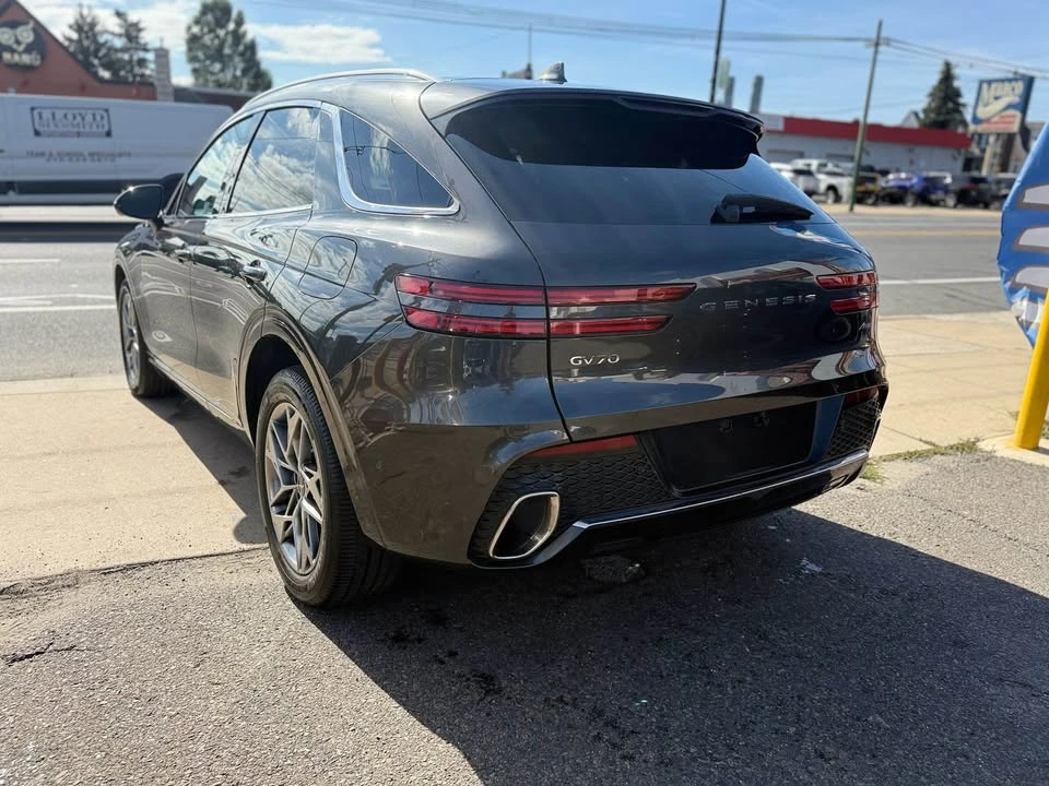 2023 Genesis GV70 - Image 6 of 18