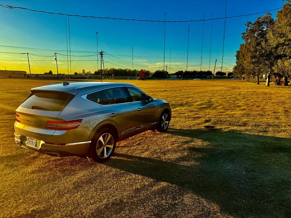 2023 Genesis GV80 - Image 11 of 15