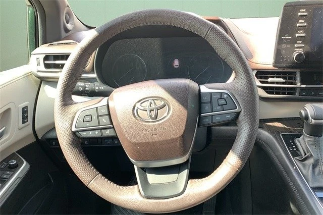 2023 Genesis - Image 9 of 11