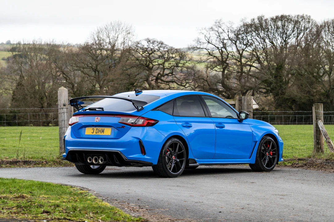 2023 Honda FL5 Civic Type R - Image 8 of 31
