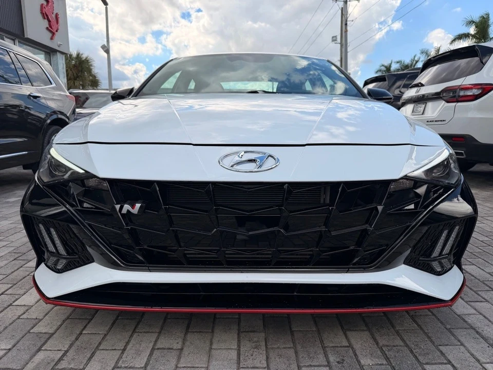 2023 Hyundai Elantra - Image 3 of 21