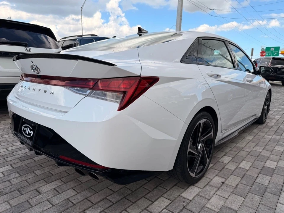 2023 Hyundai Elantra - Image 10 of 21