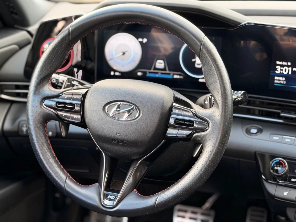 2023 Hyundai Elantra - Image 14 of 21