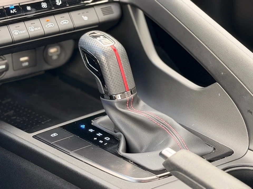 2023 Hyundai Elantra - Image 20 of 21
