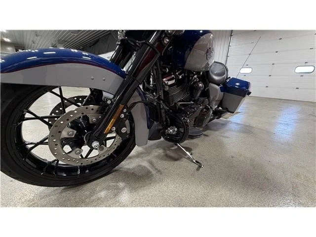 2023 Harley-Davidson Touring Milwaukee-Eight - Image 4 of 15