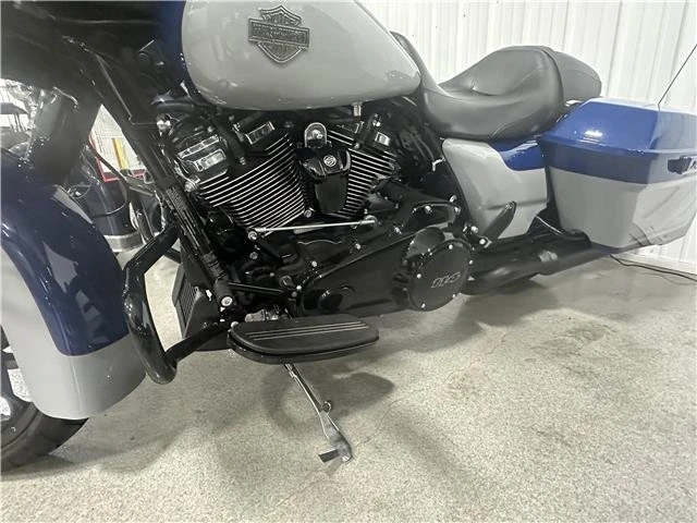 2023 Harley-Davidson Touring Milwaukee-Eight - Image 9 of 15