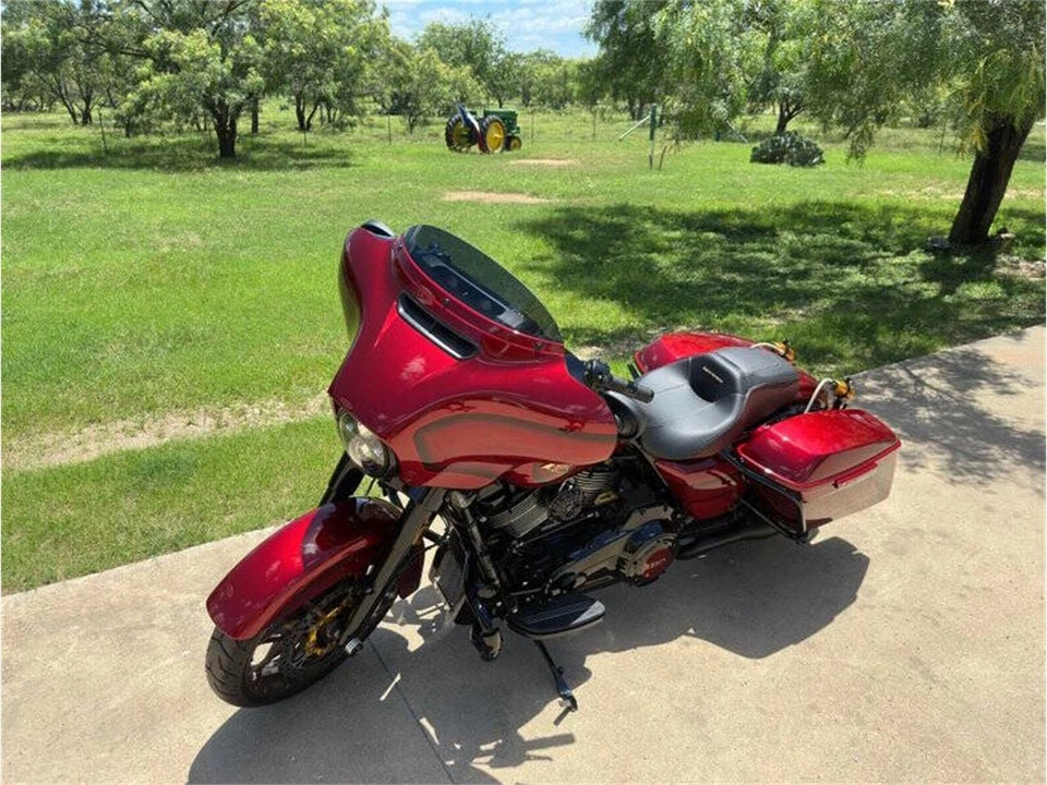 2023 Harley-Davidson Touring Milwaukee-Eight - Image 3 of 31