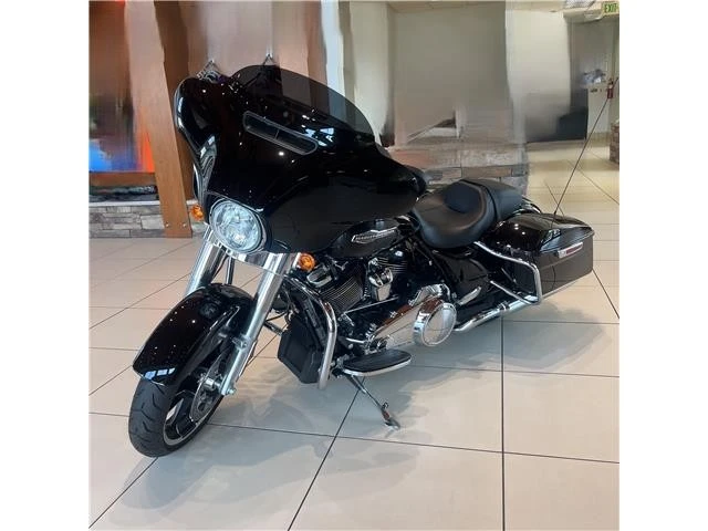 2023 Harley-Davidson Touring Milwaukee-Eight - Image 18 of 21