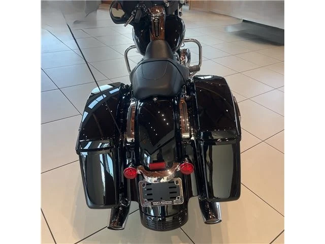 2023 Harley-Davidson Touring Milwaukee-Eight - Image 12 of 21