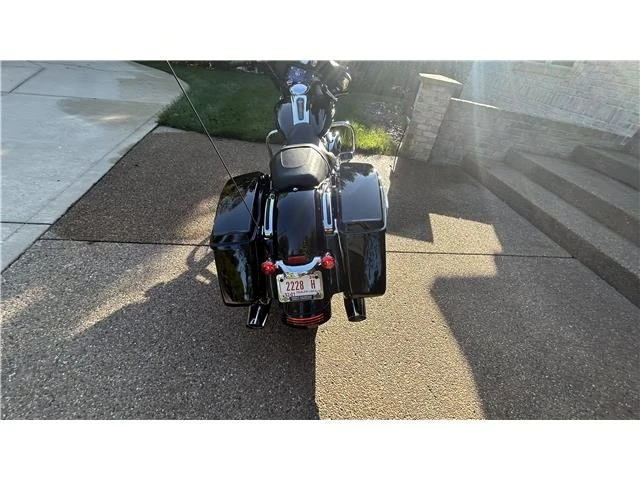 2023 Harley-Davidson Touring Milwaukee-Eight - Image 3 of 21