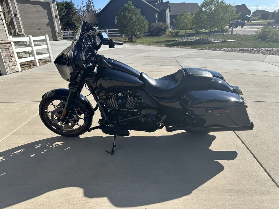 2023 Harley-Davidson Touring Milwaukee-Eight - Image 3 of 31