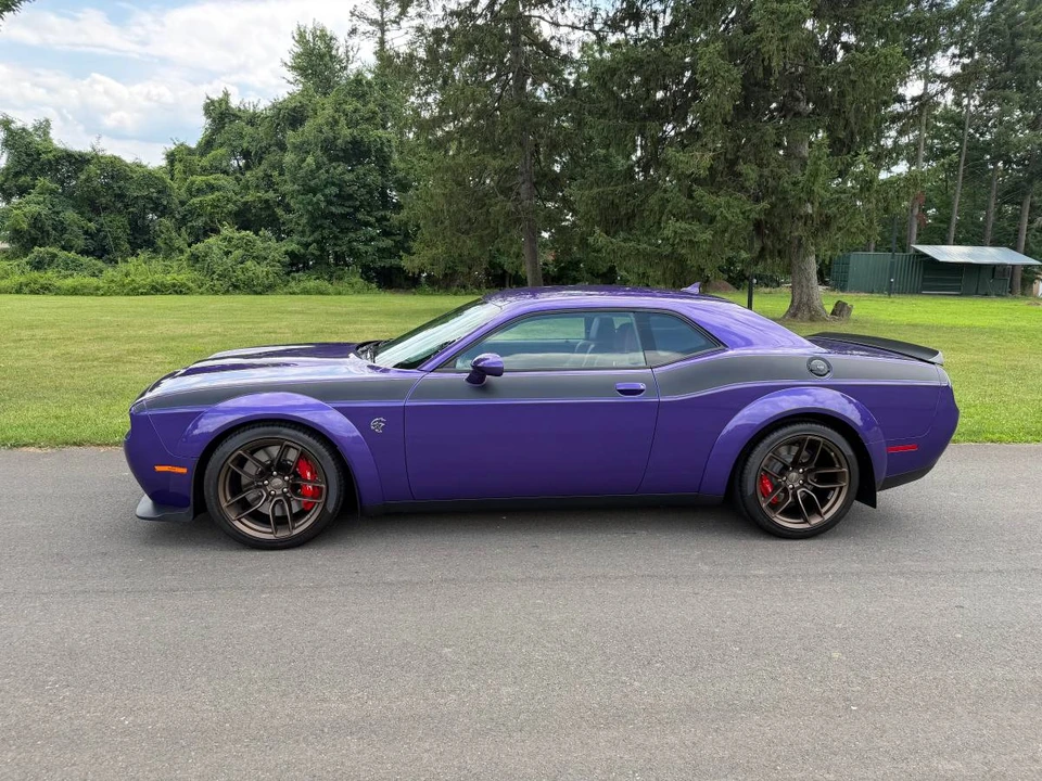 2023 Dodge Challenger SRT Hellcat 3rd Gen - Image 4 of 24