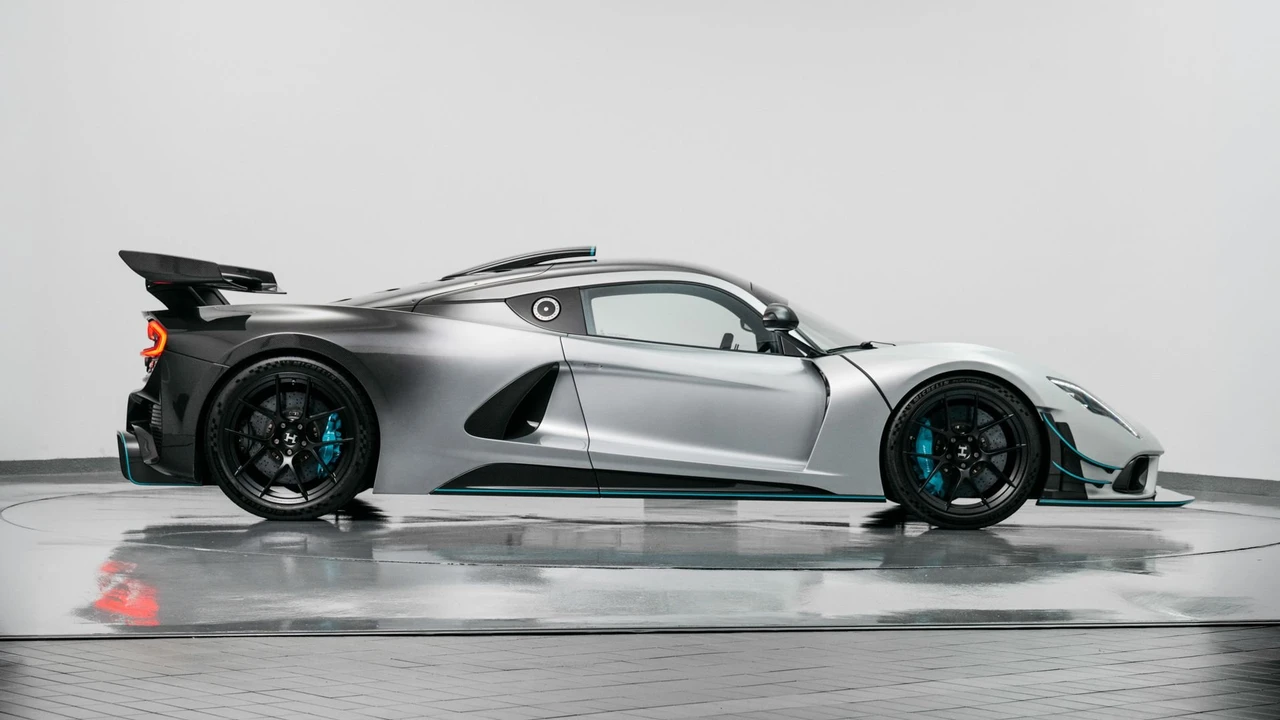 2023 Hennessey - Image 21 of 31