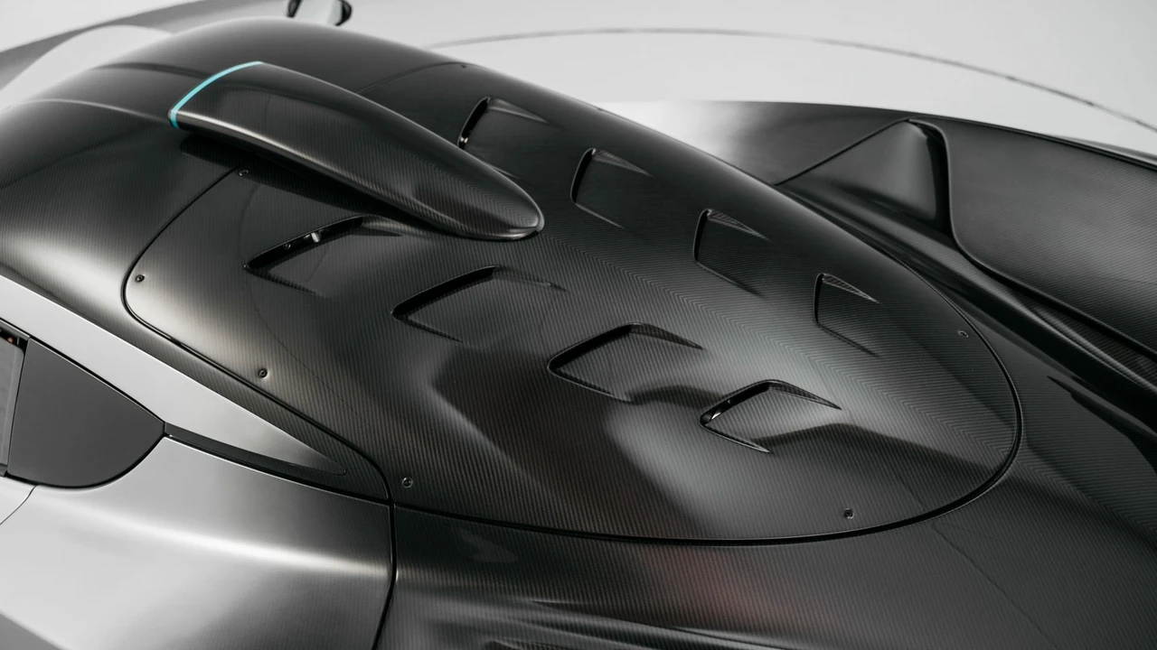 2023 Hennessey - Image 8 of 31