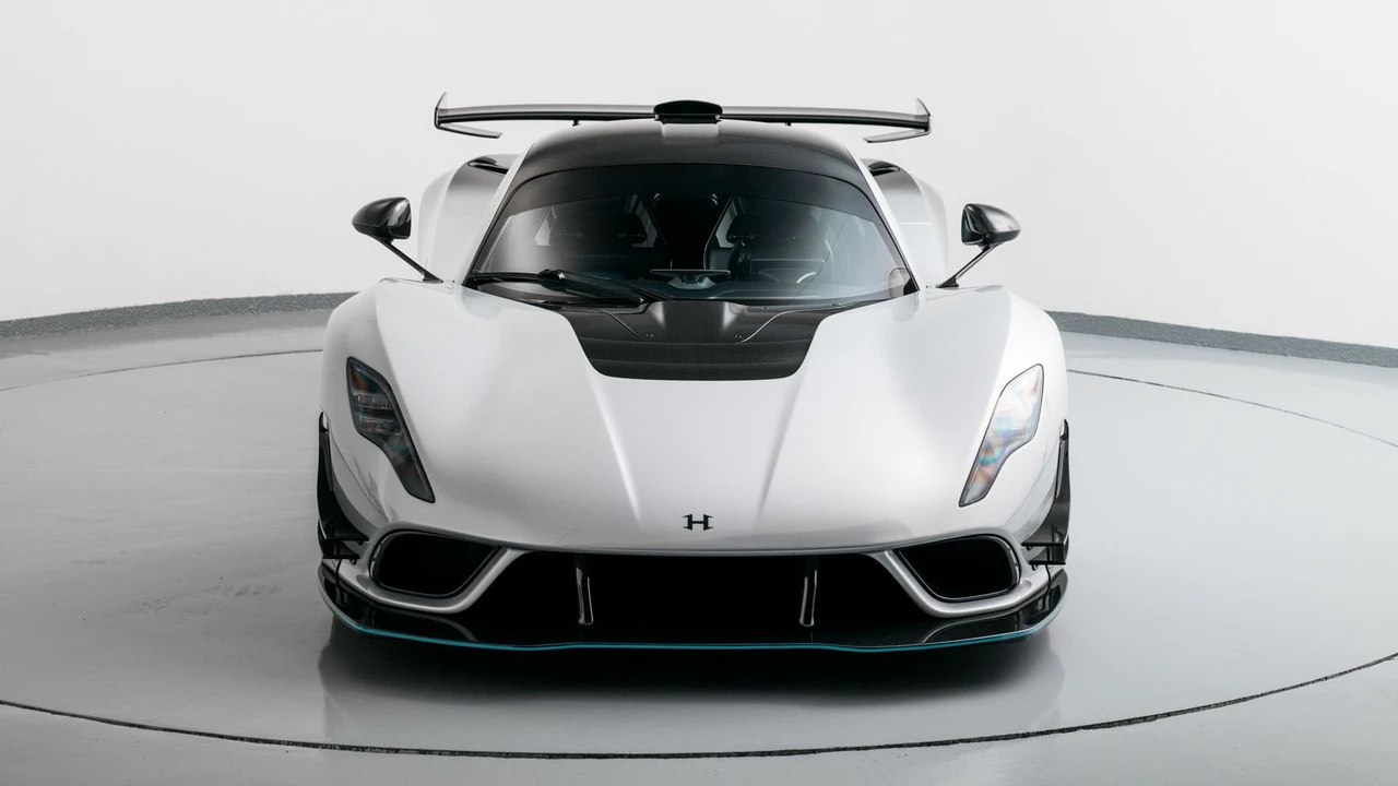 2023 Hennessey - Image 3 of 31
