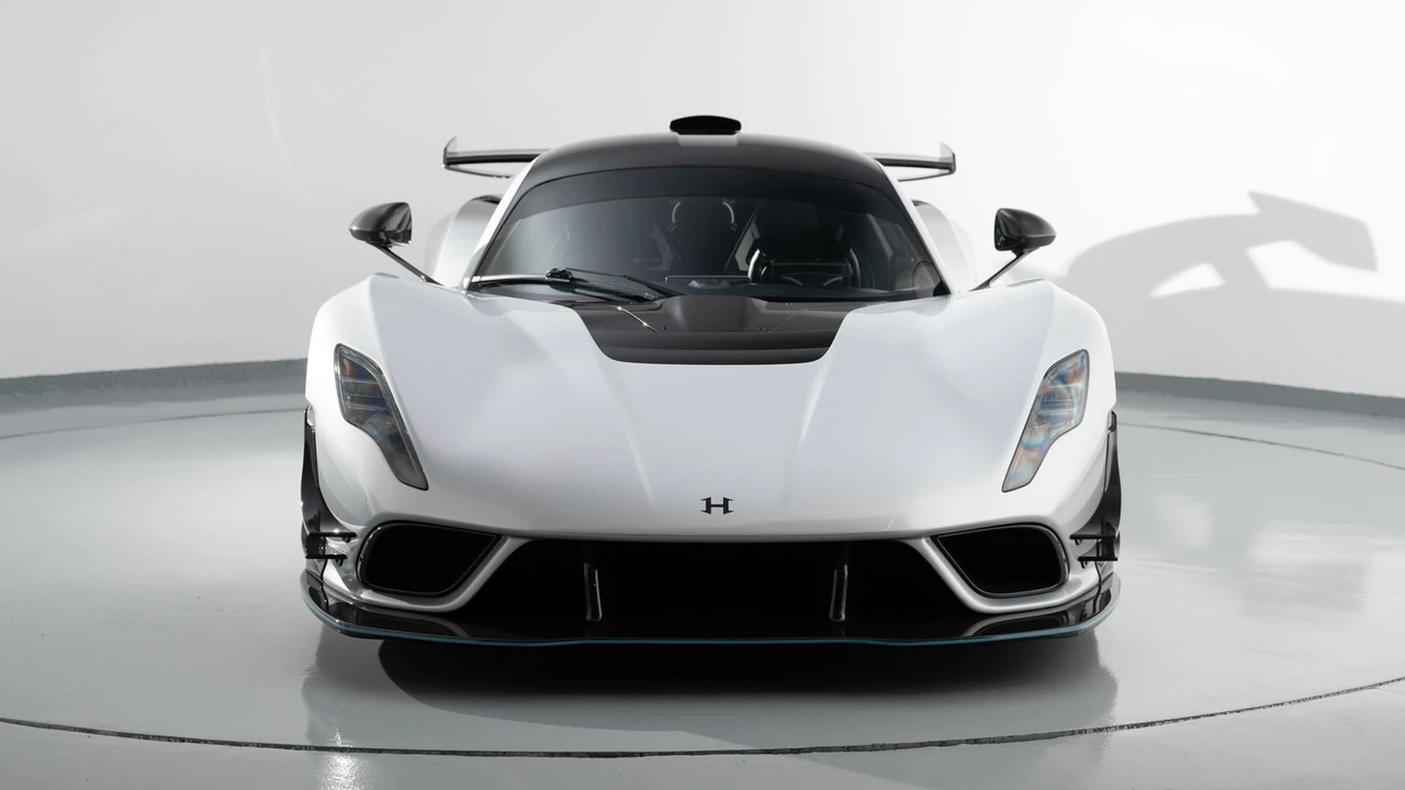 2023 Hennessey - Image 17 of 31