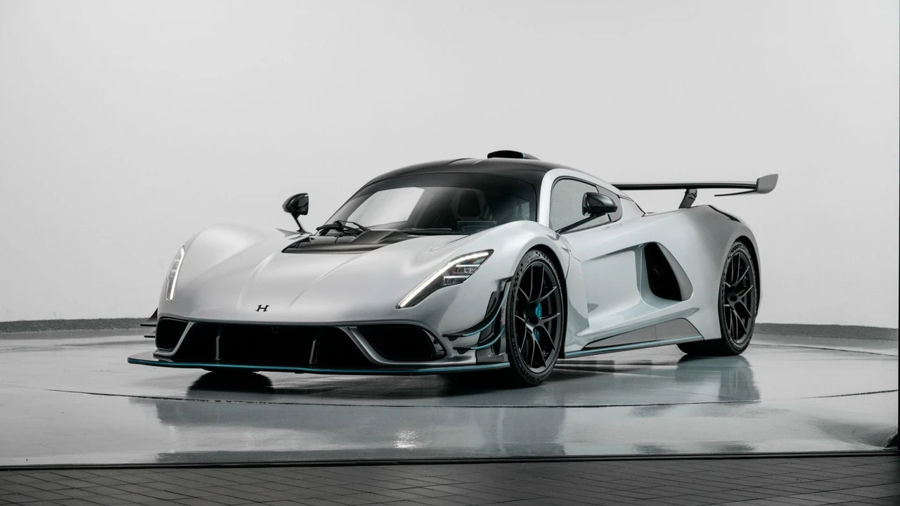 2023 Hennessey - Image 13 of 31