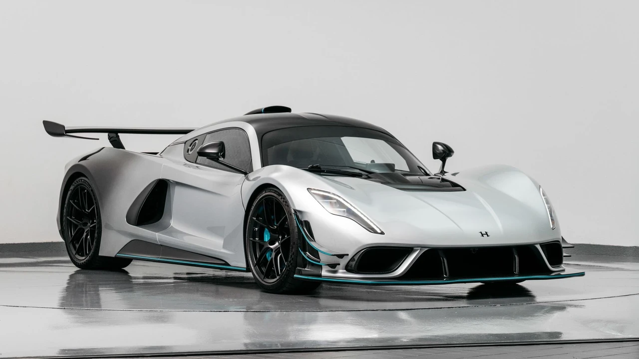 2023 Hennessey - Image 23 of 31