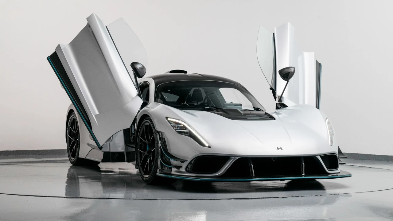 2023 Hennessey - Image 26 of 31