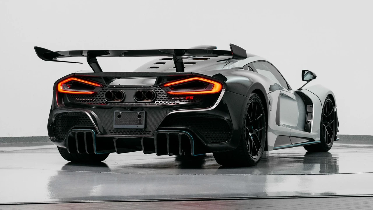 2023 Hennessey - Image 19 of 31