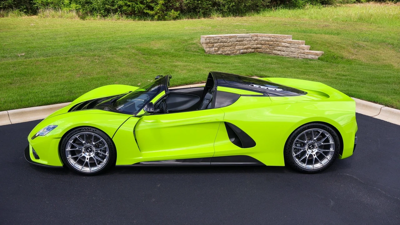 2023 Hennessey - Image 26 of 31