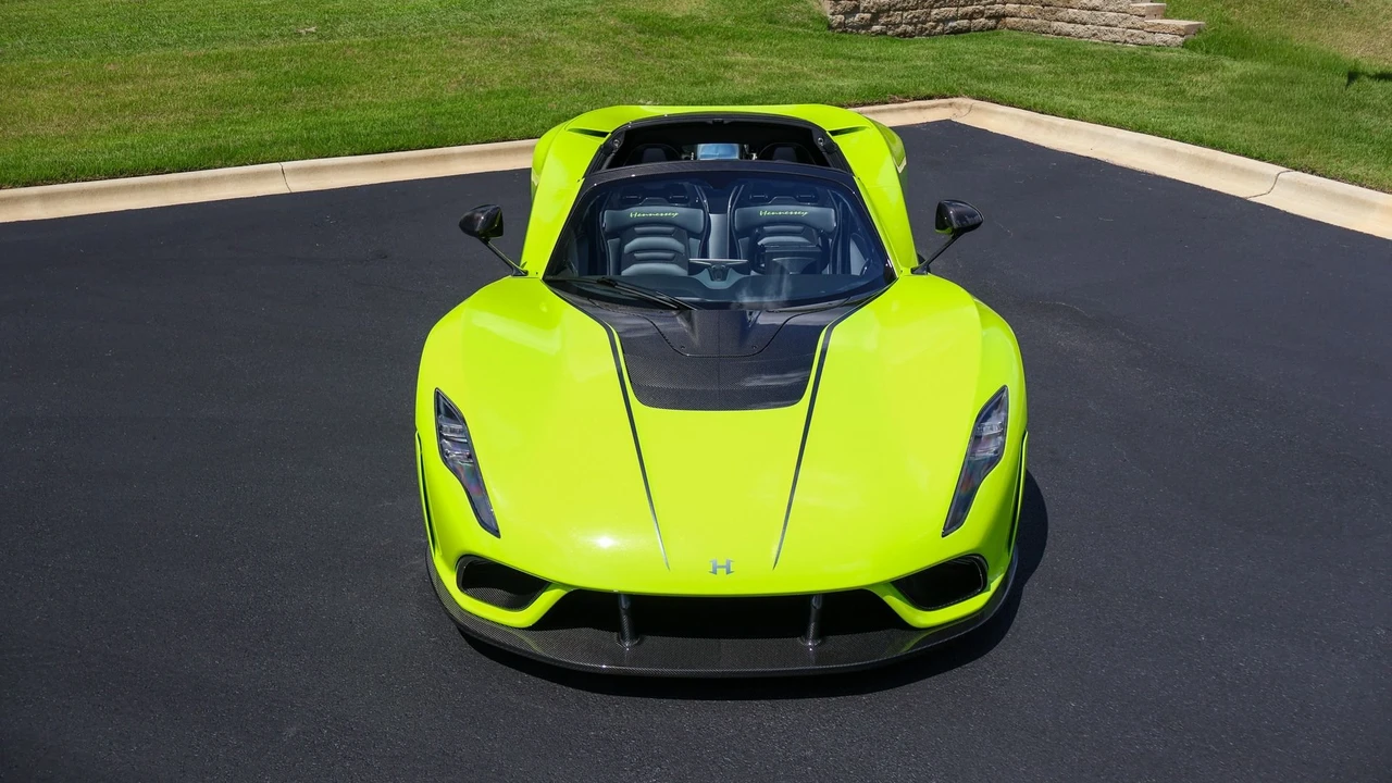 2023 Hennessey - Image 2 of 31