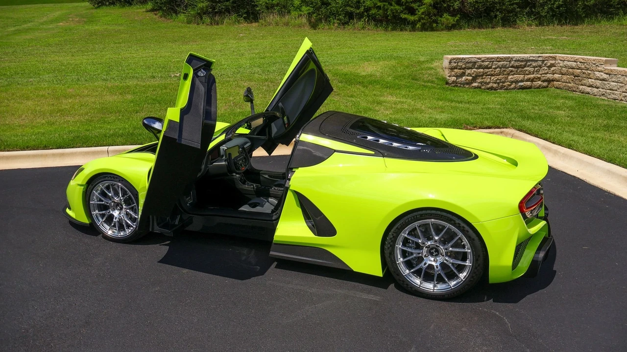 2023 Hennessey - Image 25 of 31