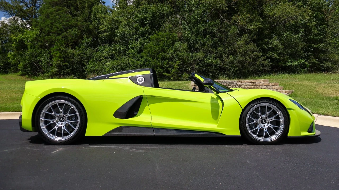 2023 Hennessey - Image 3 of 31