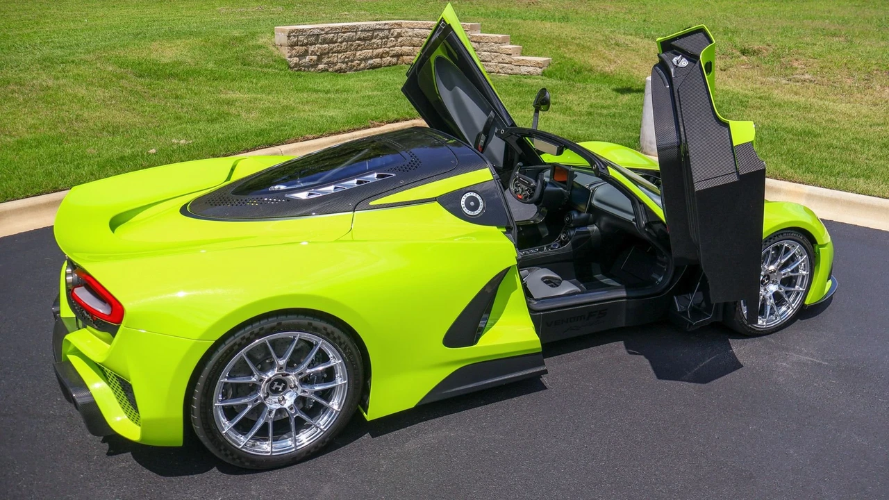 2023 Hennessey - Image 29 of 31