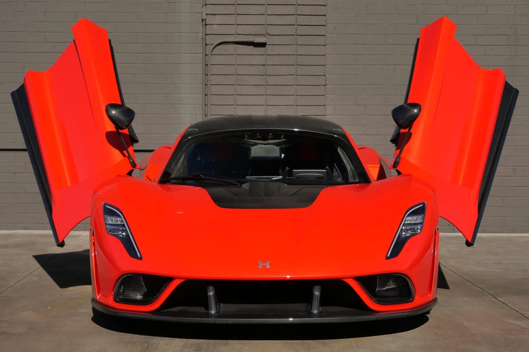 2023 Hennessey - Image 5 of 31