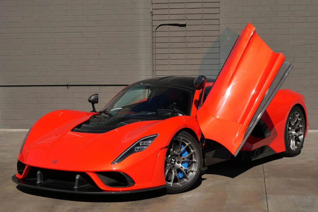 2023 Hennessey - Image 8 of 31