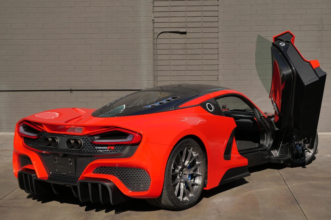2023 Hennessey - Image 16 of 31