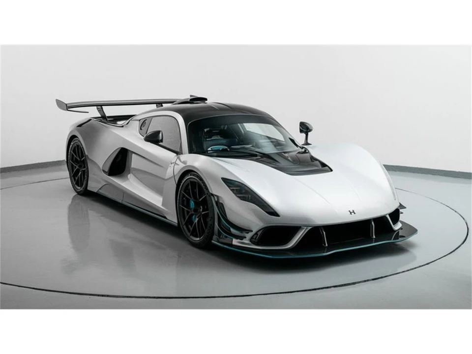 2023 Hennessey - Image 25 of 31