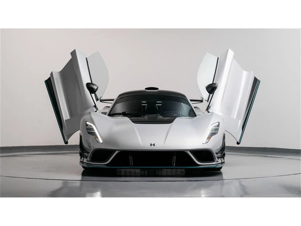 2023 Hennessey - Image 28 of 31