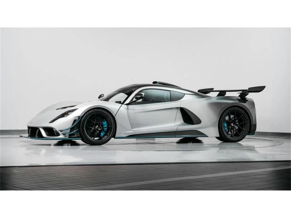 2023 Hennessey - Image 12 of 31