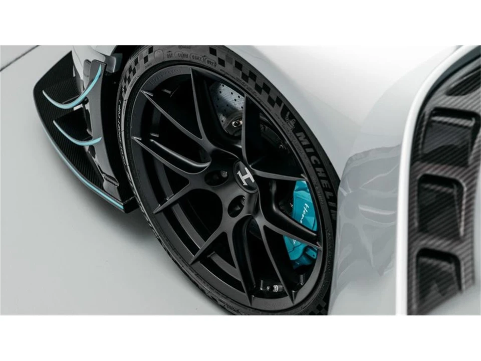 2023 Hennessey - Image 4 of 31
