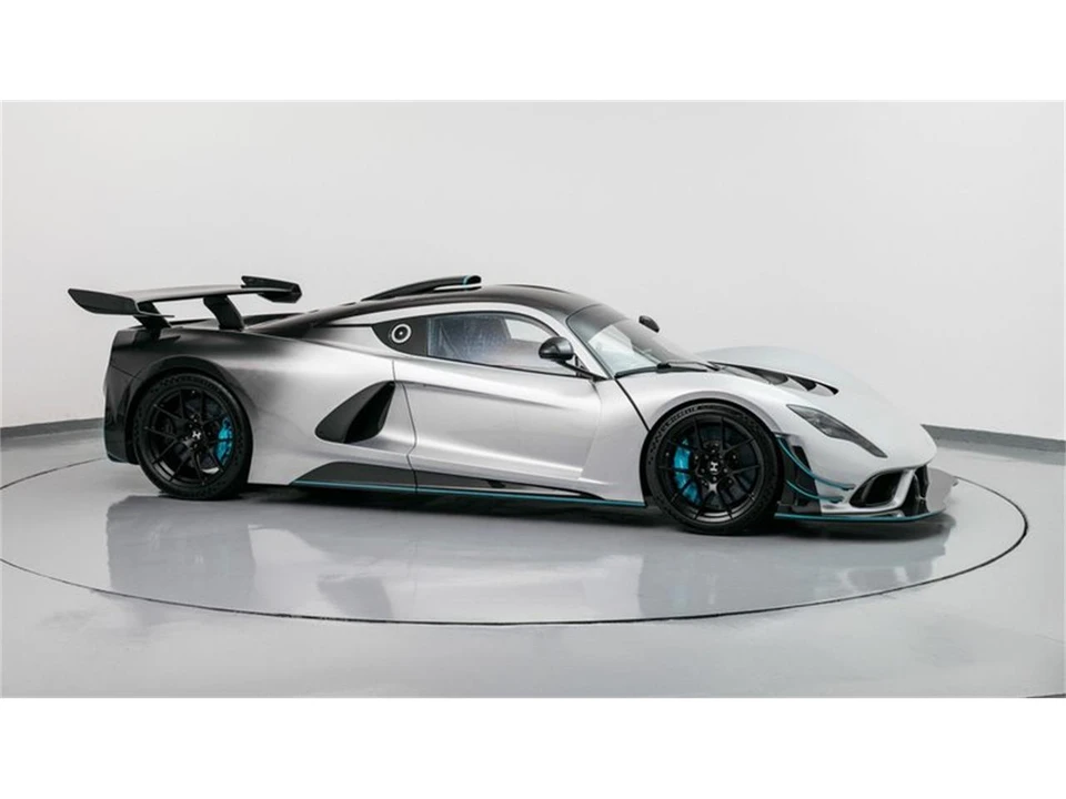 2023 Hennessey - Image 24 of 31