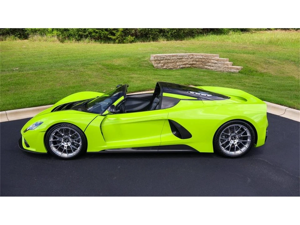 2023 Hennessey - Image 28 of 31