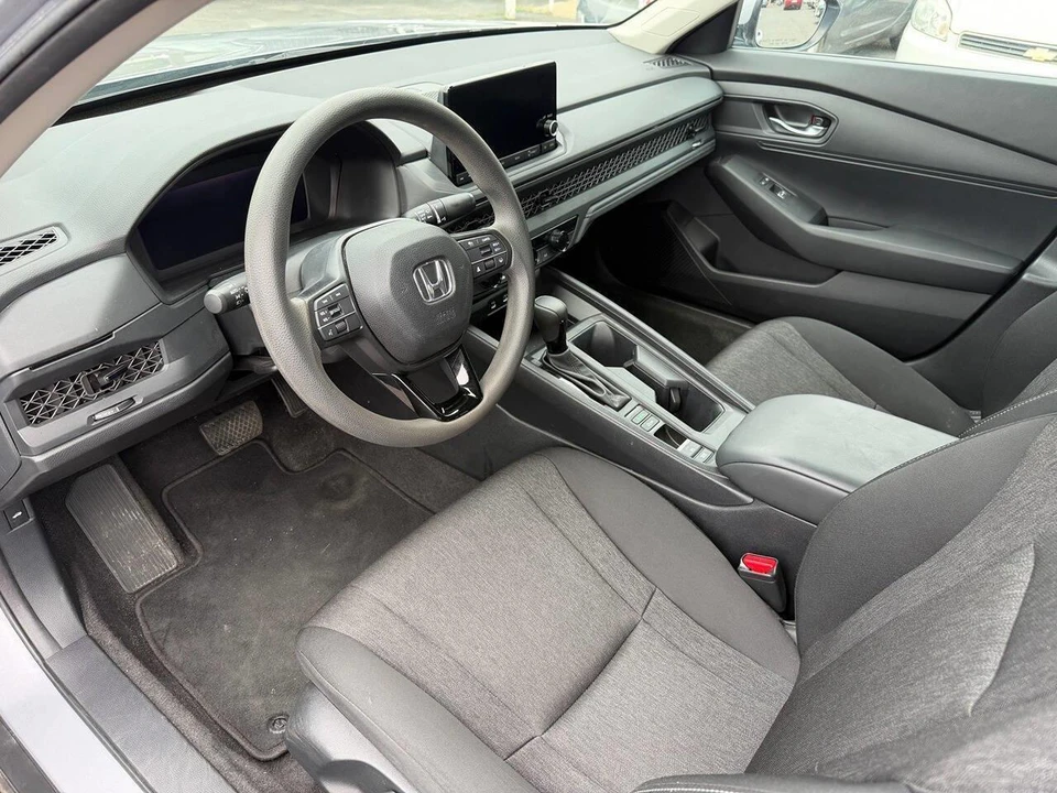 2023 Honda Accord 11th Gen - Image 6 of 28