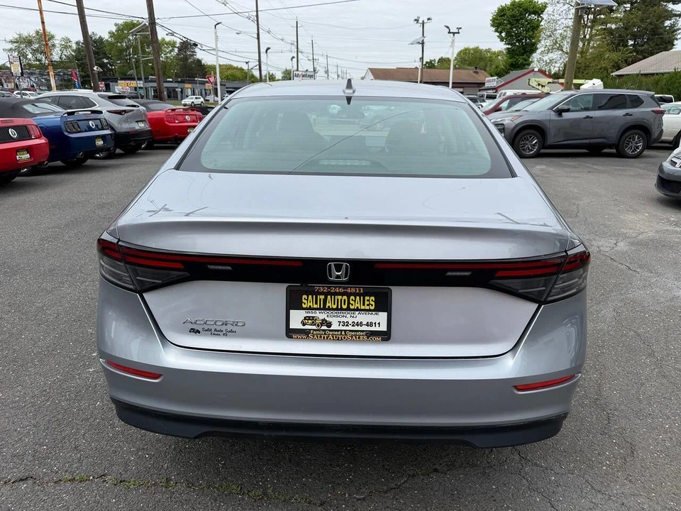 2023 Honda Accord 11th Gen - Image 26 of 28