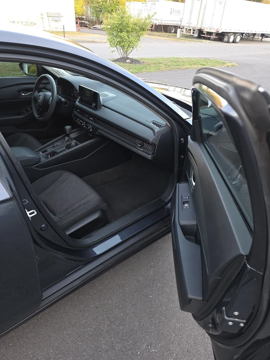 2023 Honda Accord 11th Gen - Image 20 of 21