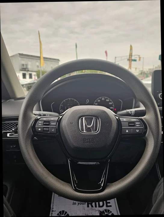 2023 Honda Civic 11th Gen - Image 7 of 15