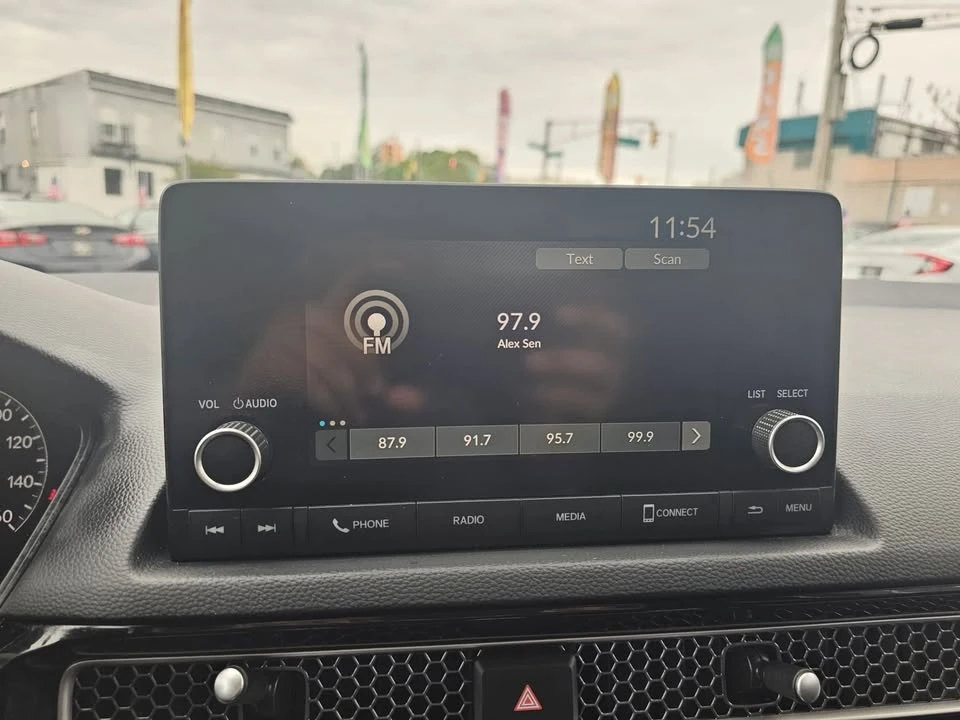 2023 Honda Civic 11th Gen - Image 10 of 15