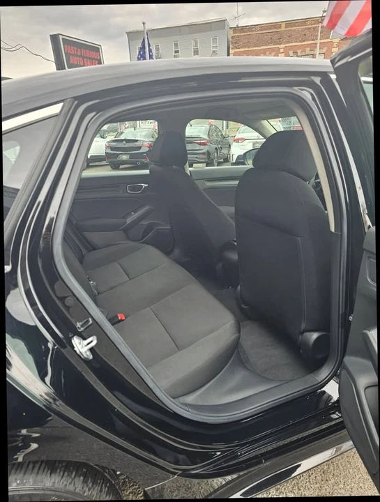2023 Honda Civic 11th Gen - Image 5 of 15
