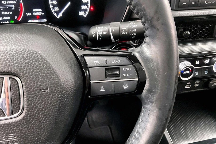 2023 Honda CR-V 6th Gen - Image 16 of 20