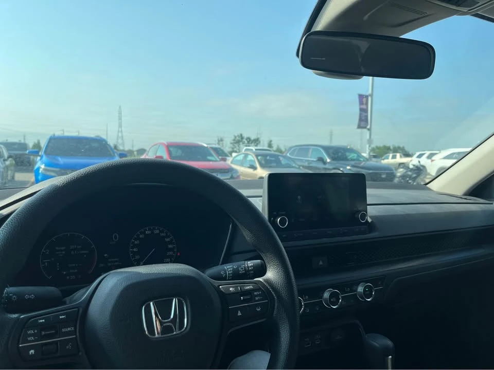 2023 Honda CR-V 6th Gen - Image 3 of 4