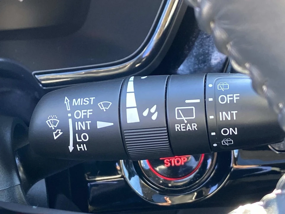 2023 Honda CR-V 6th Gen - Image 20 of 21