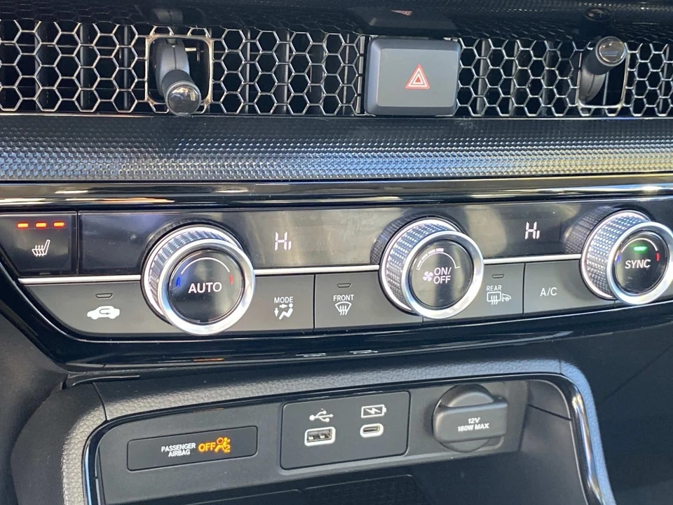 2023 Honda CR-V 6th Gen - Image 16 of 21