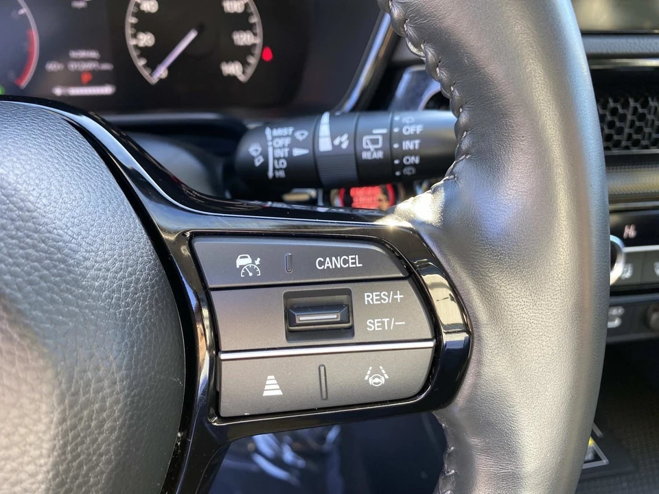 2023 Honda CR-V 6th Gen - Image 19 of 21