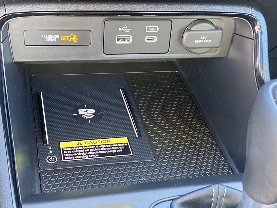 2023 Honda CR-V 6th Gen - Image 15 of 21